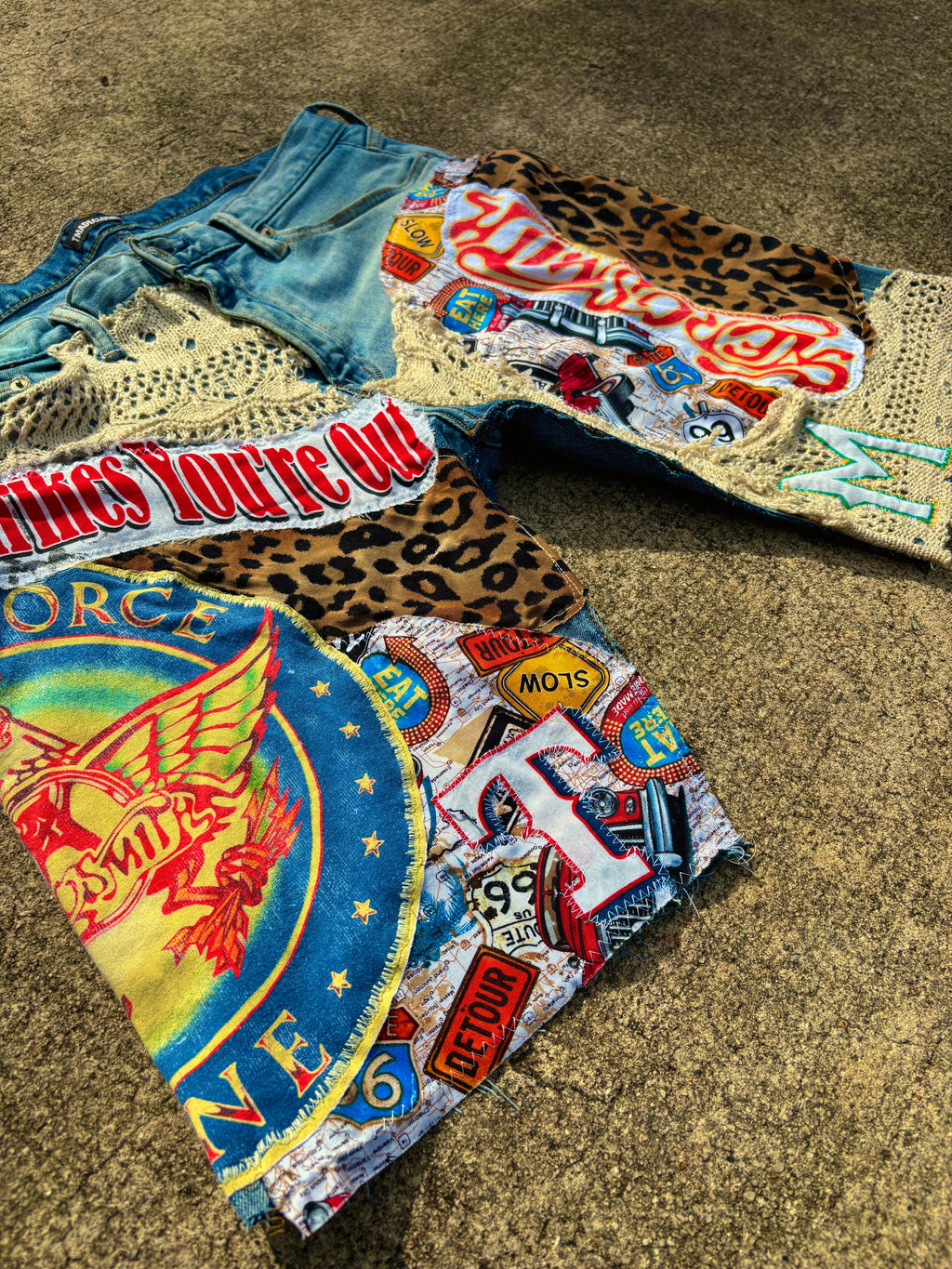 1/1 3 Strikes jean shorts (33) image 2