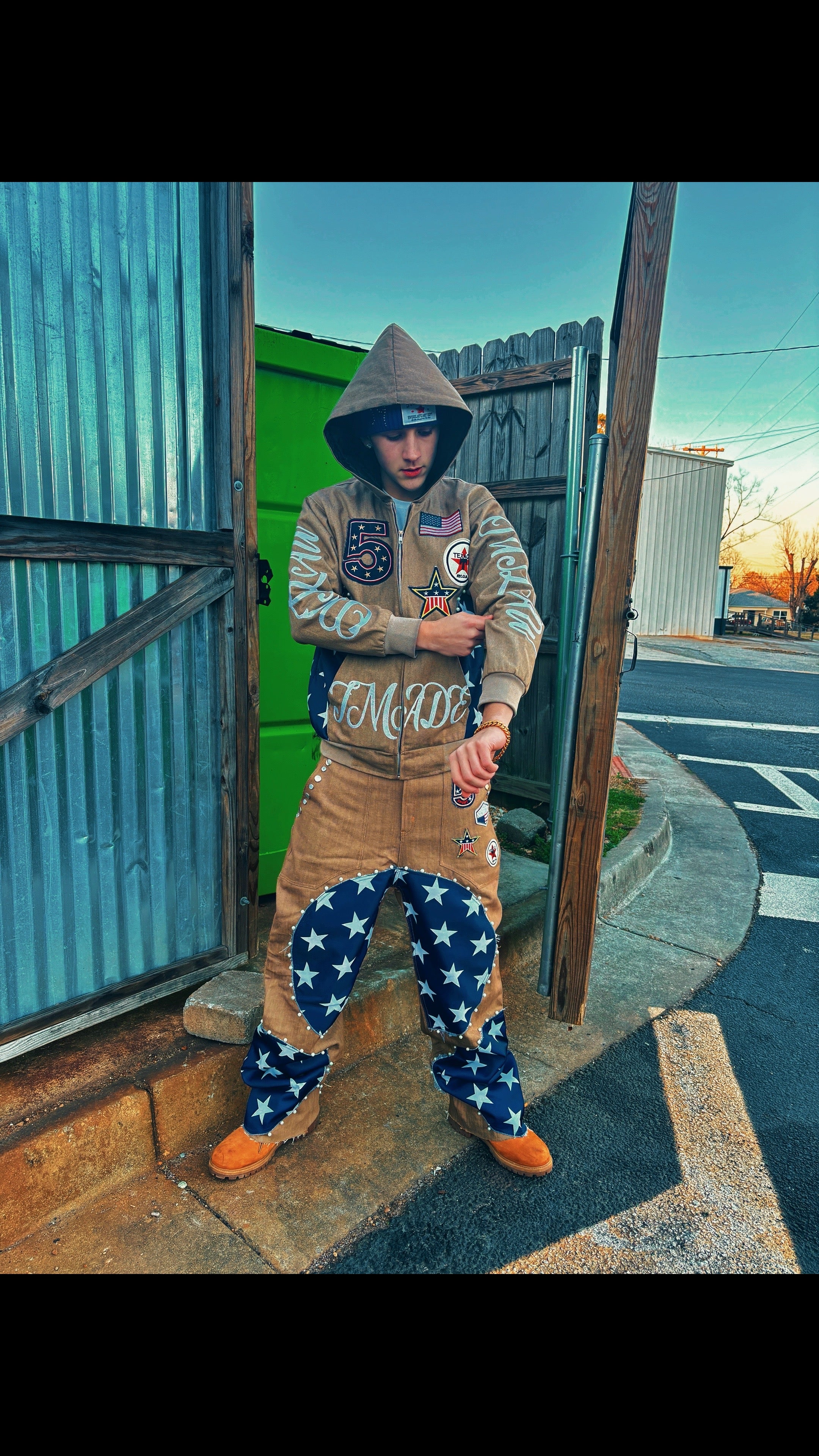 Outlaw zip up jacket image 2