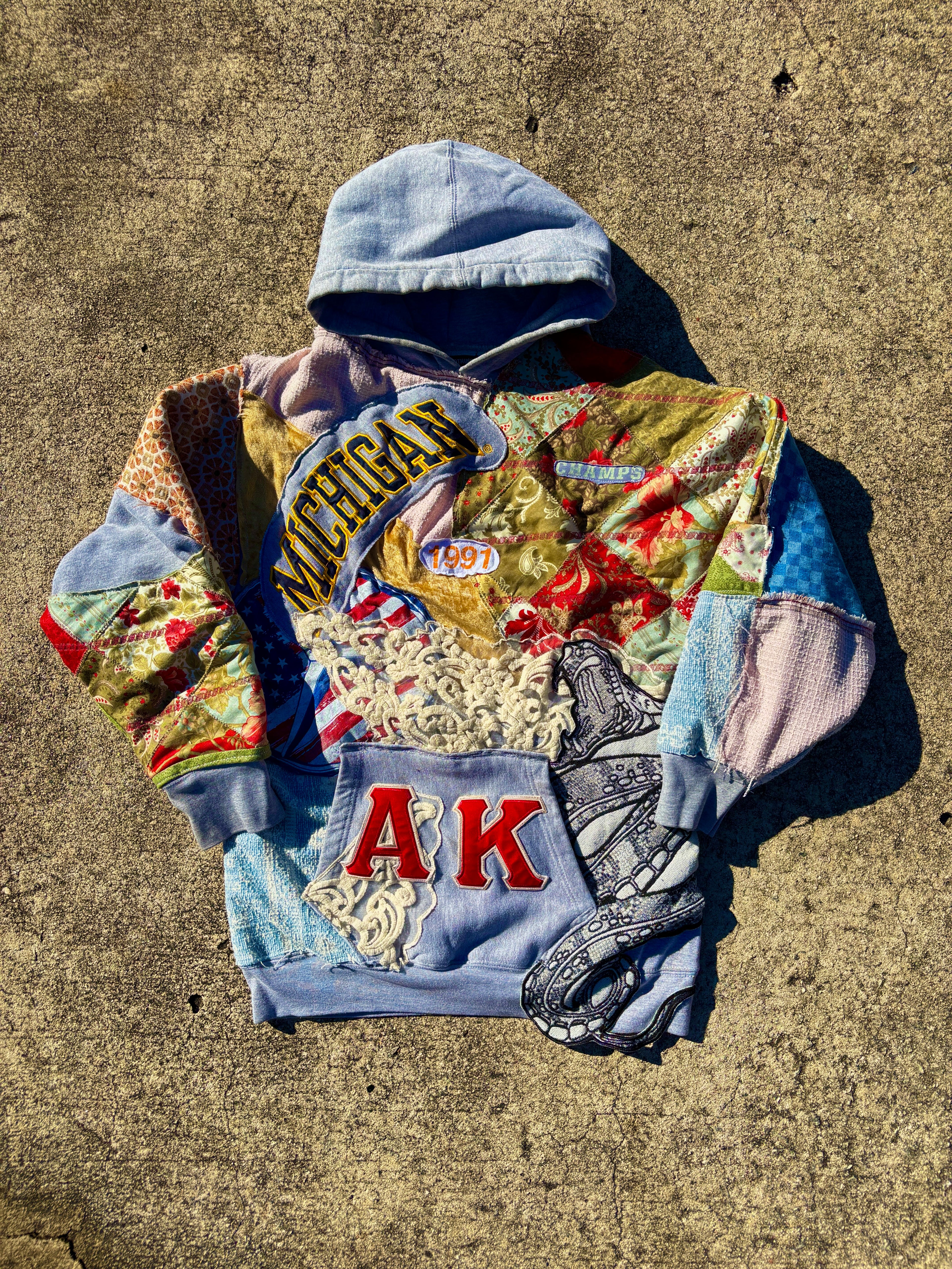 1/1  AK ‘91  Vintage Pullover  image 4