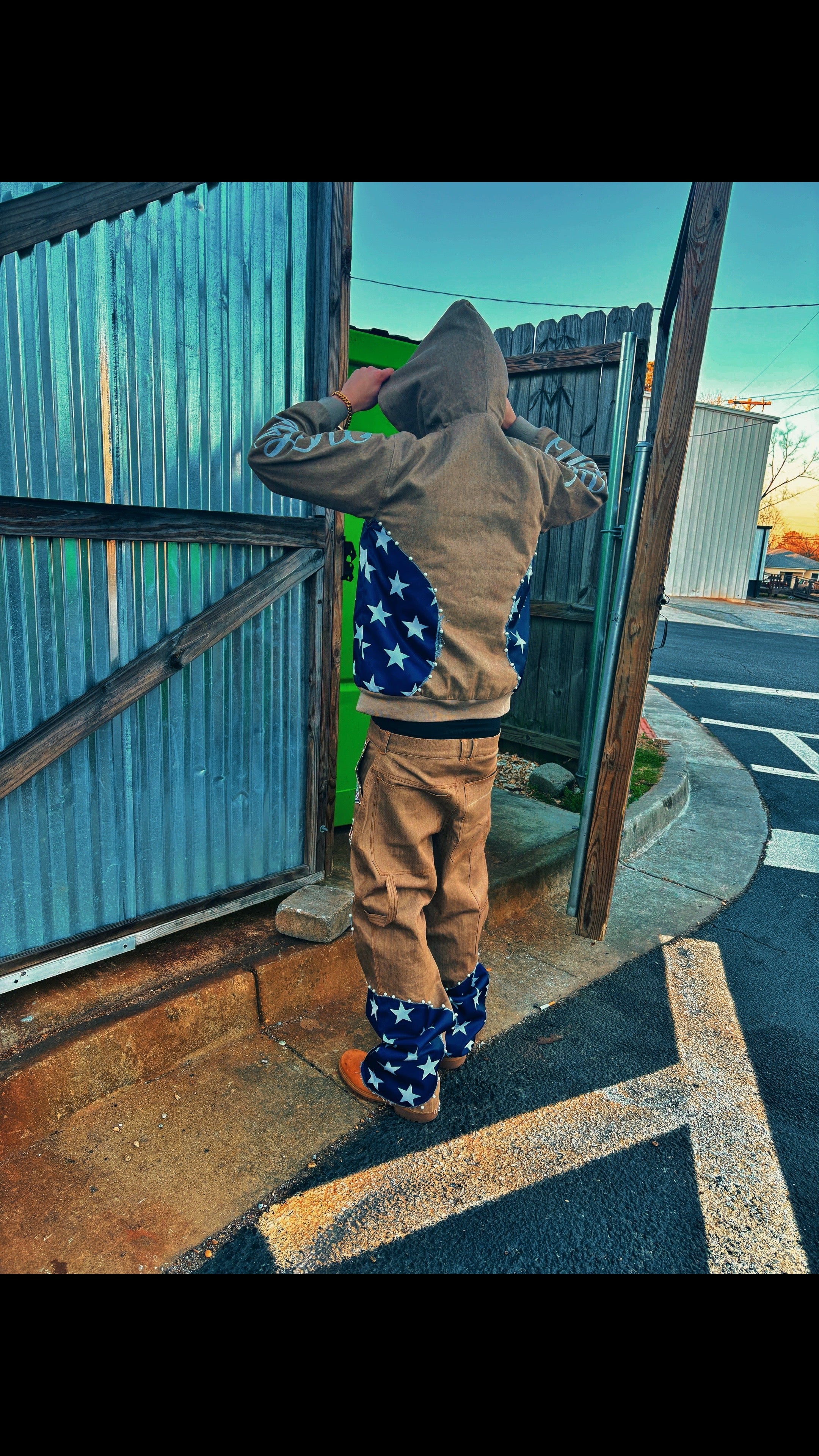 Outlaw zip up jacket image 3