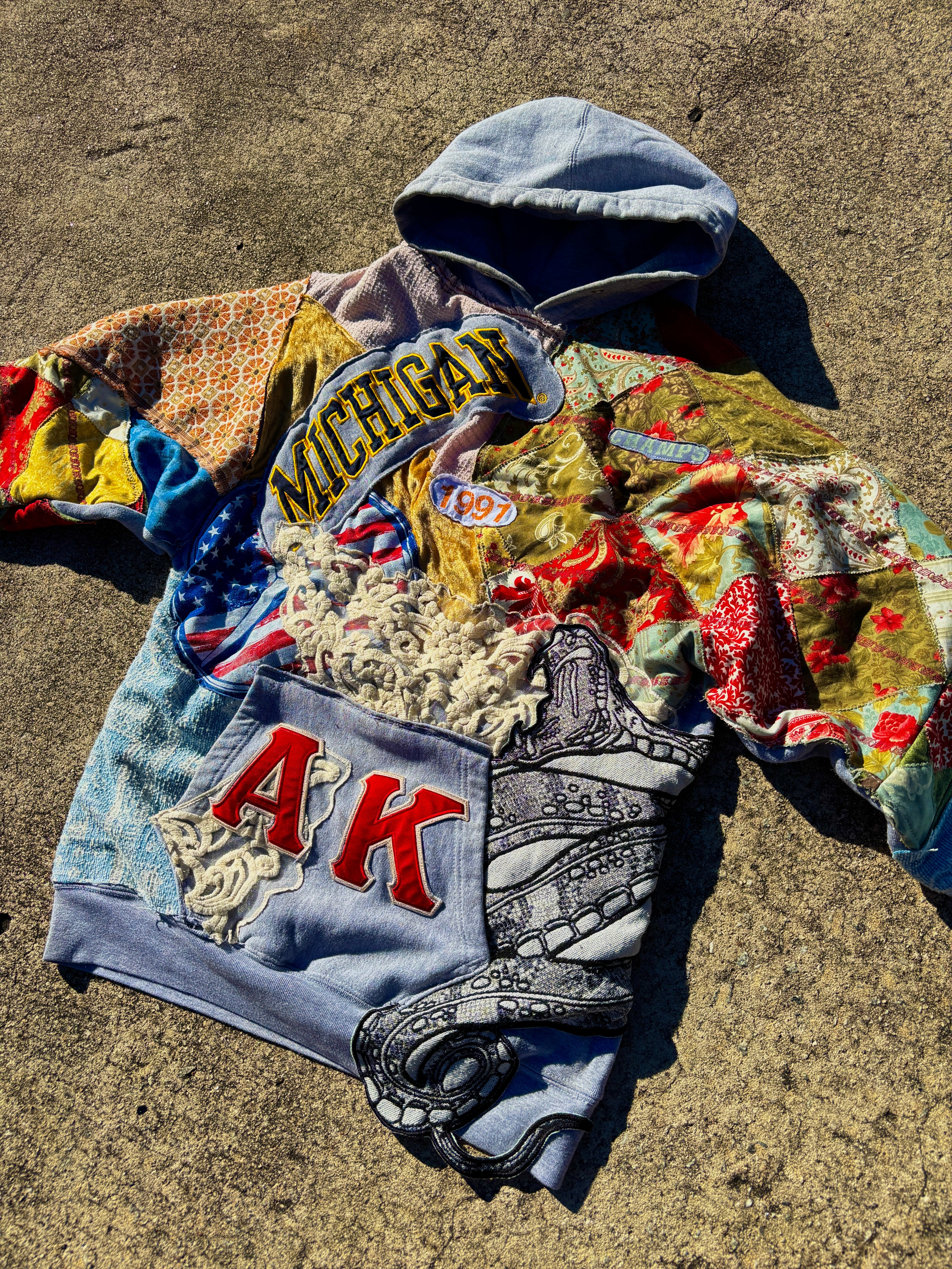 1/1  AK ‘91  Vintage Pullover  image 1